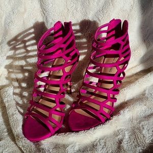 Call it Spring stiletto heels